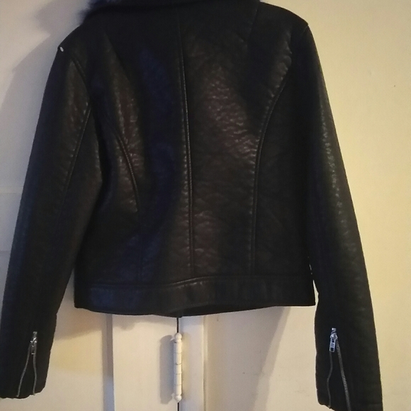 Faux Leather jacket - Picture 6 of 8